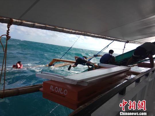 圖為救助現(xiàn)場(chǎng)。 中交公路規(guī)劃設(shè)計(jì)院有限公司 攝